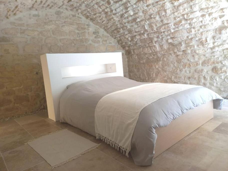 Le Clos Du Rempart - 2 A 4 Pers. Saint-Restitut エクステリア 写真